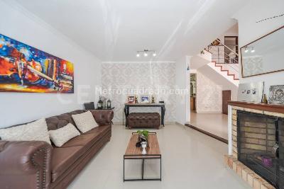 Casa en venta en Pontevedra, Bogotá · foto 13 de 18