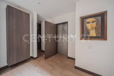 Apartamento de 3 alcobas en venta en Santa Paula, Bogotá, 213 m² · foto 5 de 20