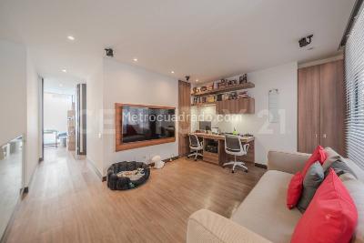 Apartamento de 3 alcobas en venta en Santa Paula, Bogotá, 213 m² · foto 10 de 20