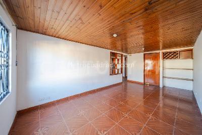 Casa de 5 alcobas en venta en El Paseo, Bogotá, 337 m² · foto 2 de 15
