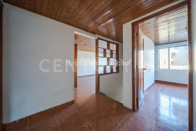 Casa de 5 alcobas en venta en El Paseo, Bogotá, 337 m² · foto 3 de 15