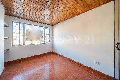Casa de 5 alcobas en venta en El Paseo, Bogotá, 337 m² · foto 8 de 15