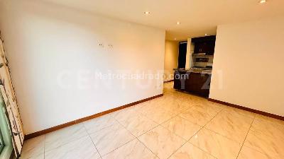 Apartamento en venta en La Granja, Bogotá · foto 3 de 18