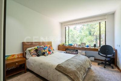 Apartamento de 3 alcobas en venta en Santa Barbara Alta, Bogotá, 215 m² · foto 7 de 18