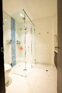 Apartamento de 3 alcobas en venta en Santa Barbara Alta, Bogotá, 215 m² · foto 8 de 18