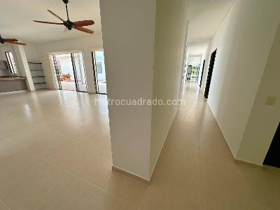 Casa de 5 alcobas en venta en Hacienda La Primavera, Villavicencio · foto 4 de 20