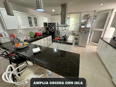 Casa de 4 alcobas en venta en Buque, Villavicencio, 280 m² · foto 2 de 20