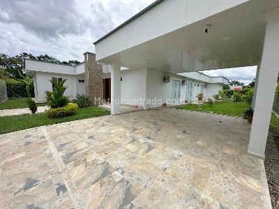 Casa de 4 alcobas en venta en Vereda Bella Suiza, Villavicencio, 1000 m² · foto 2 de 19