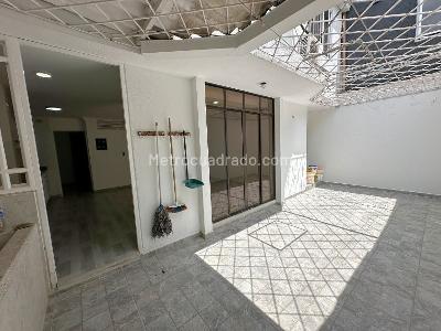Casa de 4 alcobas en venta en Buque, Villavicencio, 320 m² · foto 9 de 20