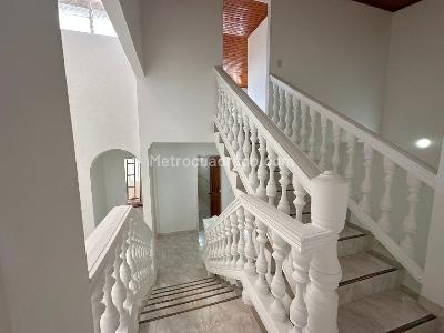 Casa de 4 alcobas en venta en Buque, Villavicencio, 320 m² · foto 18 de 20
