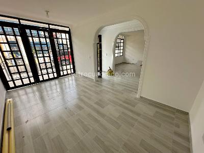 Casa de 4 alcobas en venta en Buque, Villavicencio, 320 m² · foto 3 de 20