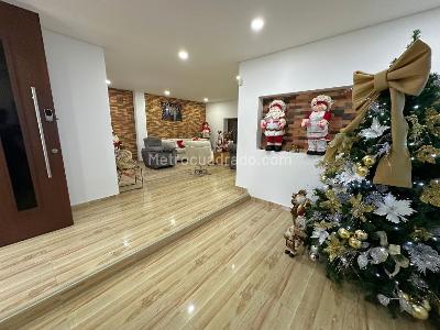 Casa de 4 alcobas en venta en Buque, Villavicencio, 430 m² · foto 2 de 20