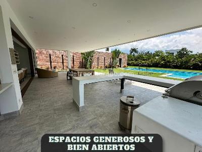 Casa de 5 alcobas en venta en Condominio Santa Teresita, Villavicencio · foto 4 de 20