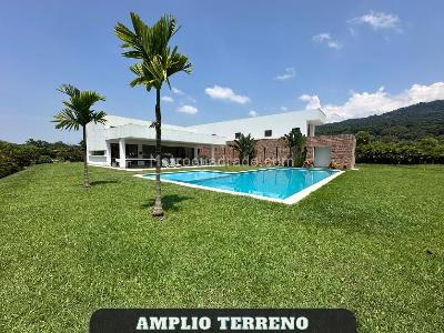 Casa de 5 alcobas en venta en Condominio Santa Teresita, Villavicencio · foto 6 de 20