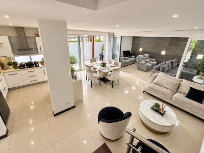 Casa de 4 alcobas en venta en Montearroyo, Villavicencio, 248 m² · foto 3 de 20