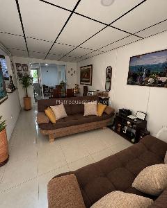 Casa de 4 alcobas en venta en Terminal Anillo Vial, Villavicencio, 128 m² · foto 2 de 20