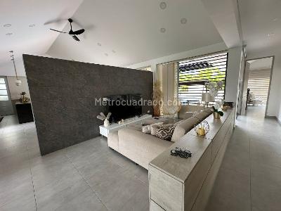 Casa de 3 alcobas en venta en Condominio Palma Real, Villavicencio, 250 m² · foto 13 de 20