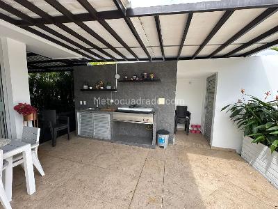 Casa de 3 alcobas en venta en Condominio Palma Real, Villavicencio, 250 m² · foto 2 de 20