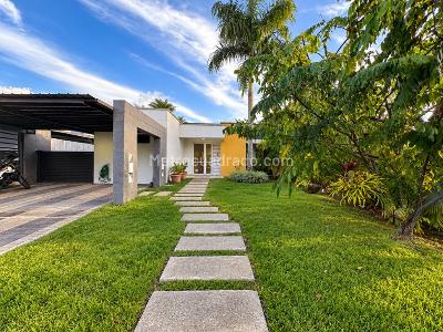 Casa de 3 alcobas en venta en Palma Real, Villavicencio, 300 m² · foto 2 de 20