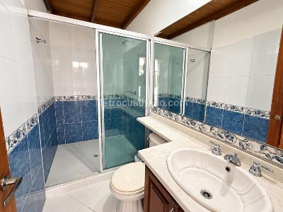 Casa de 4 alcobas en venta en Condominio Rincon De Las Lomas, Villavicencio, 400 m² · foto 12 de 20