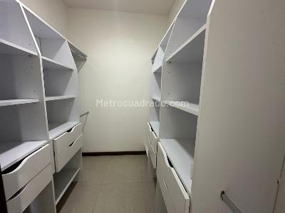 Casa de 4 alcobas en venta en Palma Real, Villavicencio, 350 m² · foto 13 de 20
