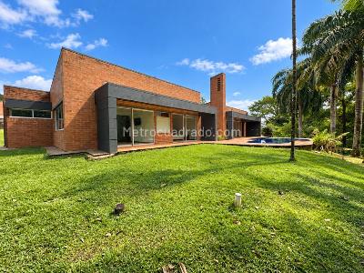Casa de 4 alcobas en venta en Palma Real, Villavicencio, 350 m² · foto 3 de 20