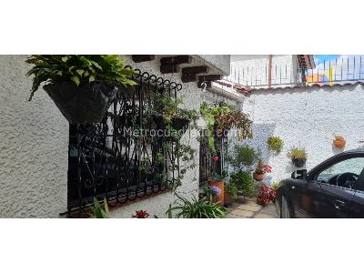 Casa de 4 alcobas en venta en Santa Ana Occidental, Bogotá, 254 m² · foto 13 de 18