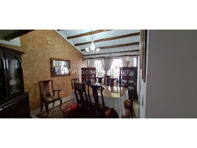 Casa de 4 alcobas en venta en Santa Ana Occidental, Bogotá, 254 m² · foto 17 de 18