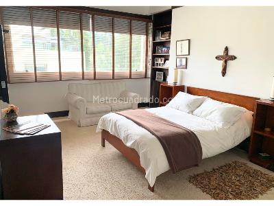 Apartamento de 4 alcobas en venta en Bella Suiza Alta, Bogotá, 310 m² · foto 17 de 20