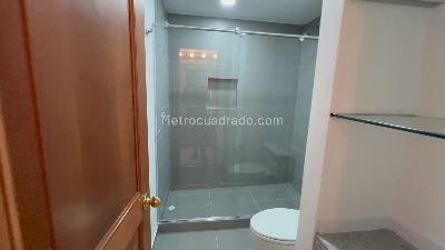Apartamento en arriendo en Colina Campestre Gratamira, Bogotá · foto 14 de 16
