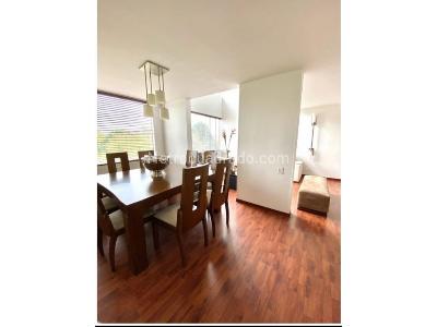 Apartamento de 4 alcobas en venta en Cedritos, Bogotá, 174 m² · foto 2 de 16