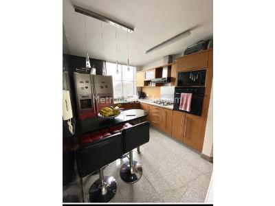 Apartamento de 4 alcobas en venta en Cedritos, Bogotá, 174 m² · foto 6 de 16