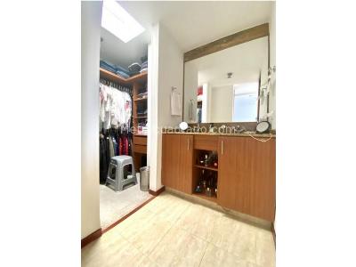 Apartamento de 4 alcobas en venta en Cedritos, Bogotá, 174 m² · foto 8 de 16