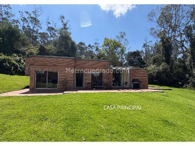 Casa en venta en El Refugio, Bogotá · foto 2 de 20