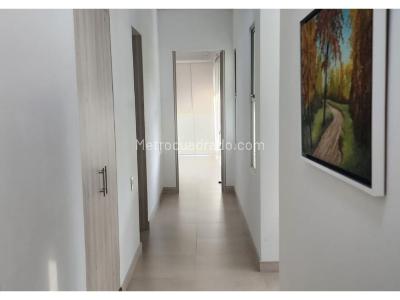 Casa de 3 alcobas en venta en Condominio Lagos De Iraka, Armenia, 254 m² · foto 14 de 16