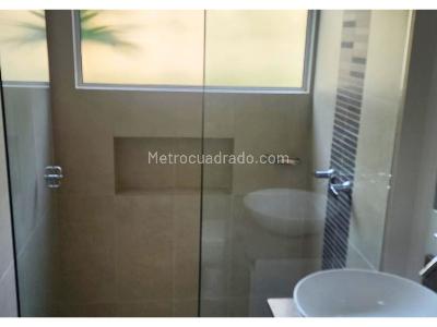 Casa de 3 alcobas en venta en Condominio Lagos De Iraka, Armenia, 254 m² · foto 15 de 16