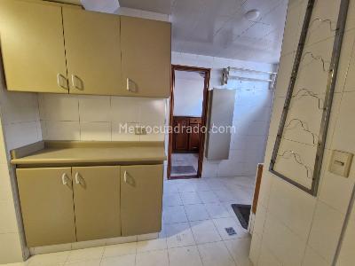 Apartamento en venta en Santa Barbara Central, Bogotá · foto 15 de 20
