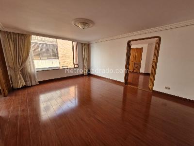 Apartamento en venta en Santa Barbara Central, Bogotá · foto 2 de 20