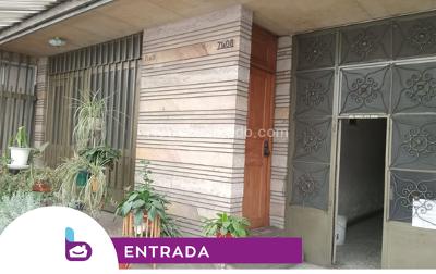 Casa de 5 alcobas en venta en Colombia, Bogotá, 306 m² · foto 3 de 13