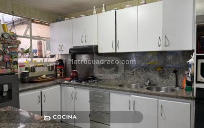 Casa de 5 alcobas en venta en Corferias, Bogotá, 400 m² · foto 7 de 16