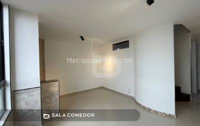 Apartaestudio en venta en Bella Suiza, Bogotá, 40 m² · foto 3 de 9