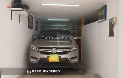 Casa de 5 alcobas en venta en Turingia, Bogotá, 178 m² · foto 11 de 15