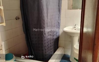Casa de 5 alcobas en venta en San Pedro De Tibabuyes, Bogotá, 218 m² · foto 11 de 15