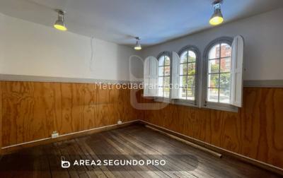 Casa de 5 alcobas en venta en El Nogal, Bogotá, 490 m² · foto 3 de 14