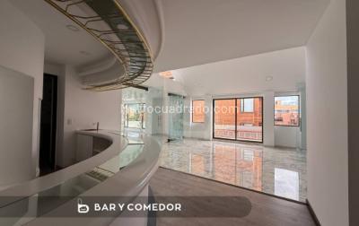 Apartamento de 5 alcobas en venta en Usaquen, Bogotá, 989 m² · foto 4 de 15