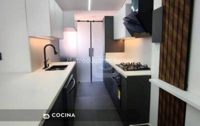 Apartamento de 2 alcobas en venta en Santa Paula, Bogotá, 94 m² · foto 3 de 11