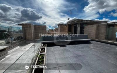 Apartamento de 1 alcoba en venta en Santa Barbara, Bogotá, 58 m² · foto 2 de 16