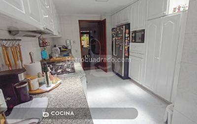 Casa de 3 alcobas en venta en Sotileza, Bogotá, 223 m² · foto 6 de 16