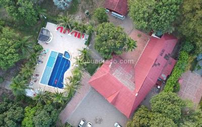 Casa de 5 alcobas en venta en Rural, Girardot, 930 m² · foto 4 de 14