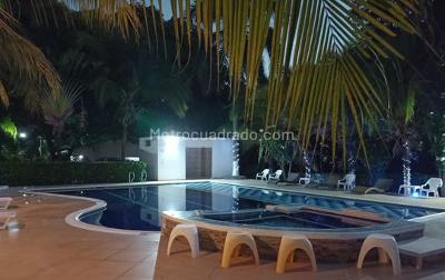 Casa de 5 alcobas en venta en Rural, Girardot, 930 m² · foto 10 de 14